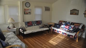 Televisión y reproductor de DVD