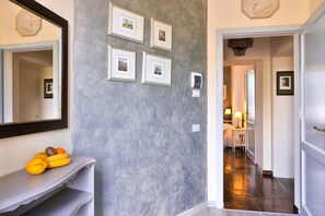 Deluxe Room, 1 Bedroom | Living area - Domus Volumnia Country House (Perugia)