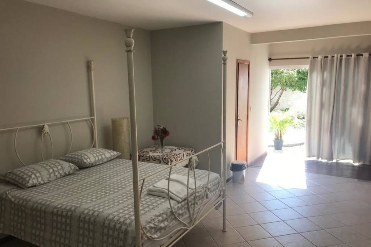 Single Room, 1 Double Bed, Non Smoking | Blackout drapes, iron/ironing board, WiFi (free), bed sheets