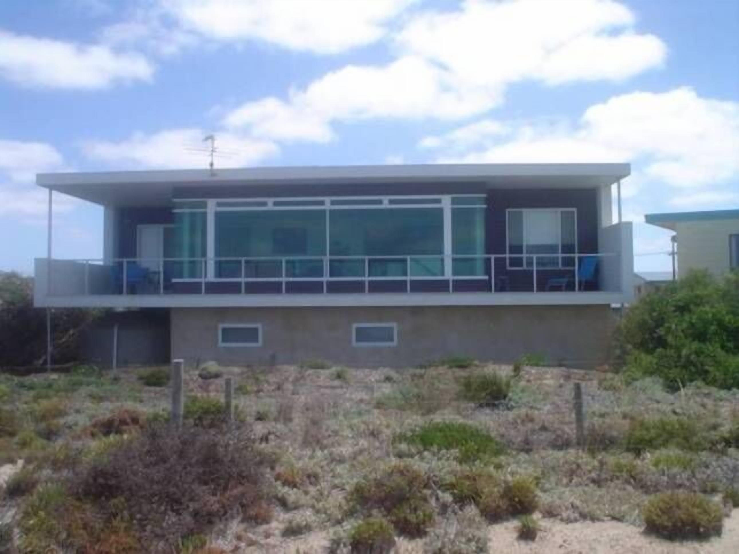 Absolute Luxury Beachfront Middleton — image 29