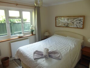3 bedrooms, in-room safe, iron/ironing board, free WiFi