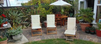 Dolphins, relax at our lovely seaside holiday home