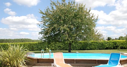 Large luxury Villa located in beautiful countryside close to shops