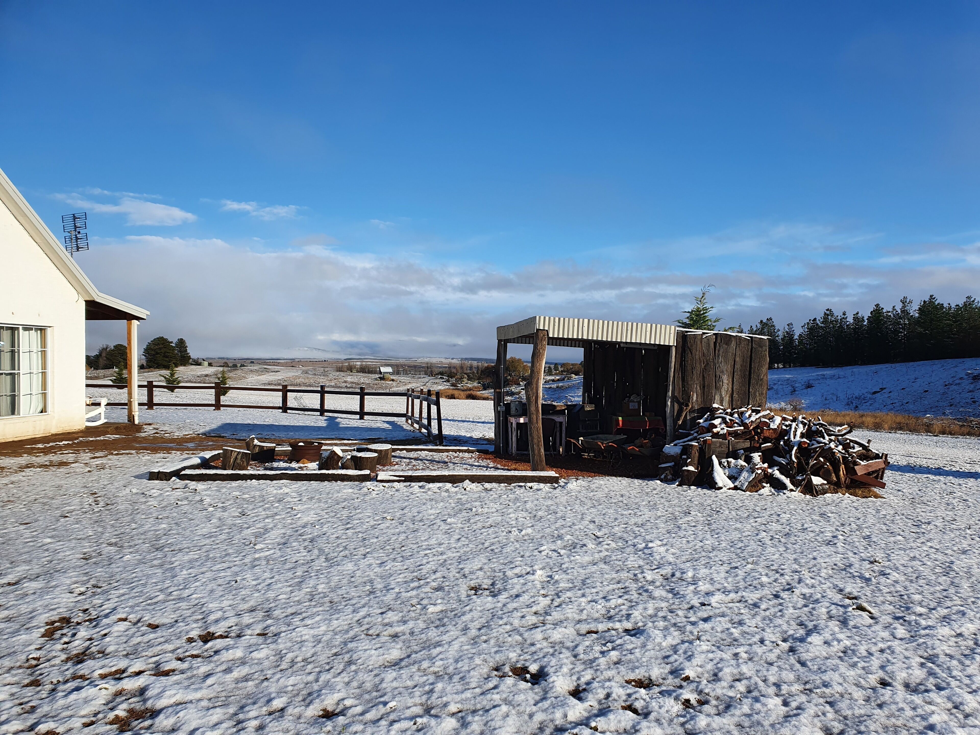 Lachney Cottage Dalgety - Snowy Mountains Holiday Accommodation — image 6