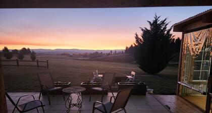 Lachney Cottage Dalgety - Snowy Mountains Holiday Accommodation