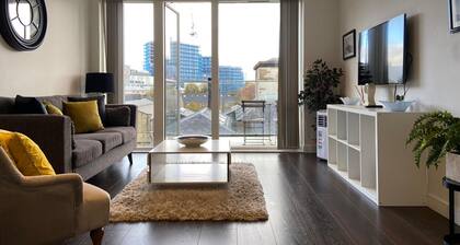 Blissful one bed Near the River