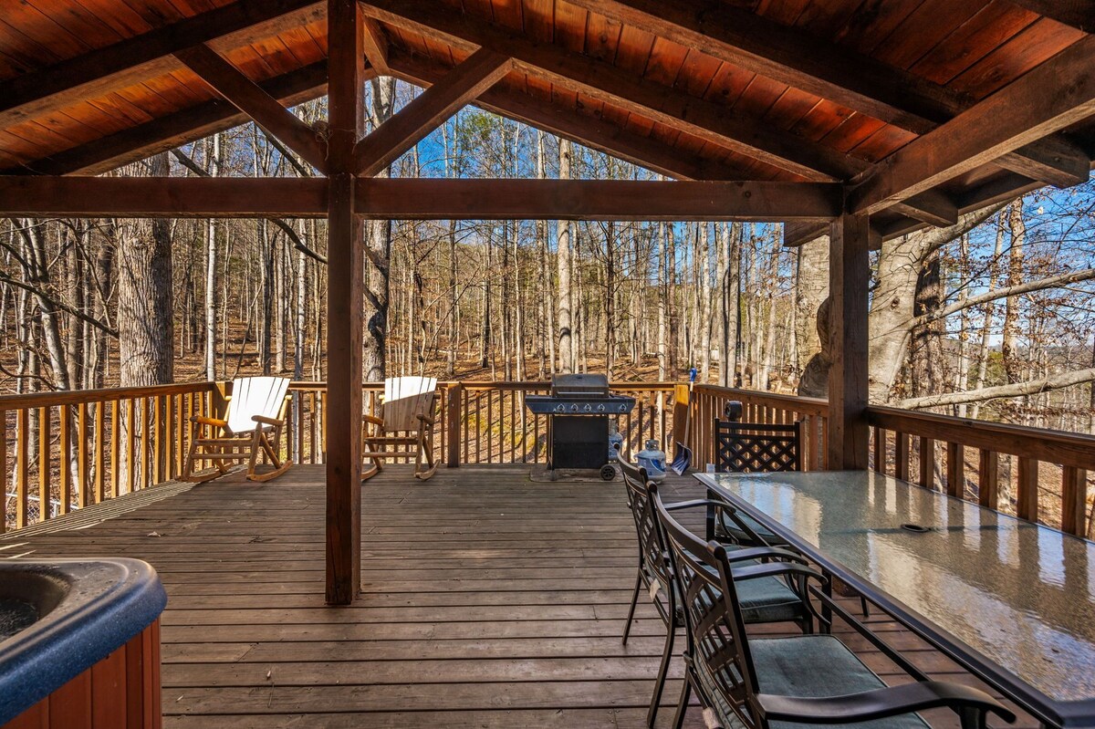 Photo 85 of Homespun Hospitality, Pet-Friendly, Fenced in Backyard, Walk to Downtown