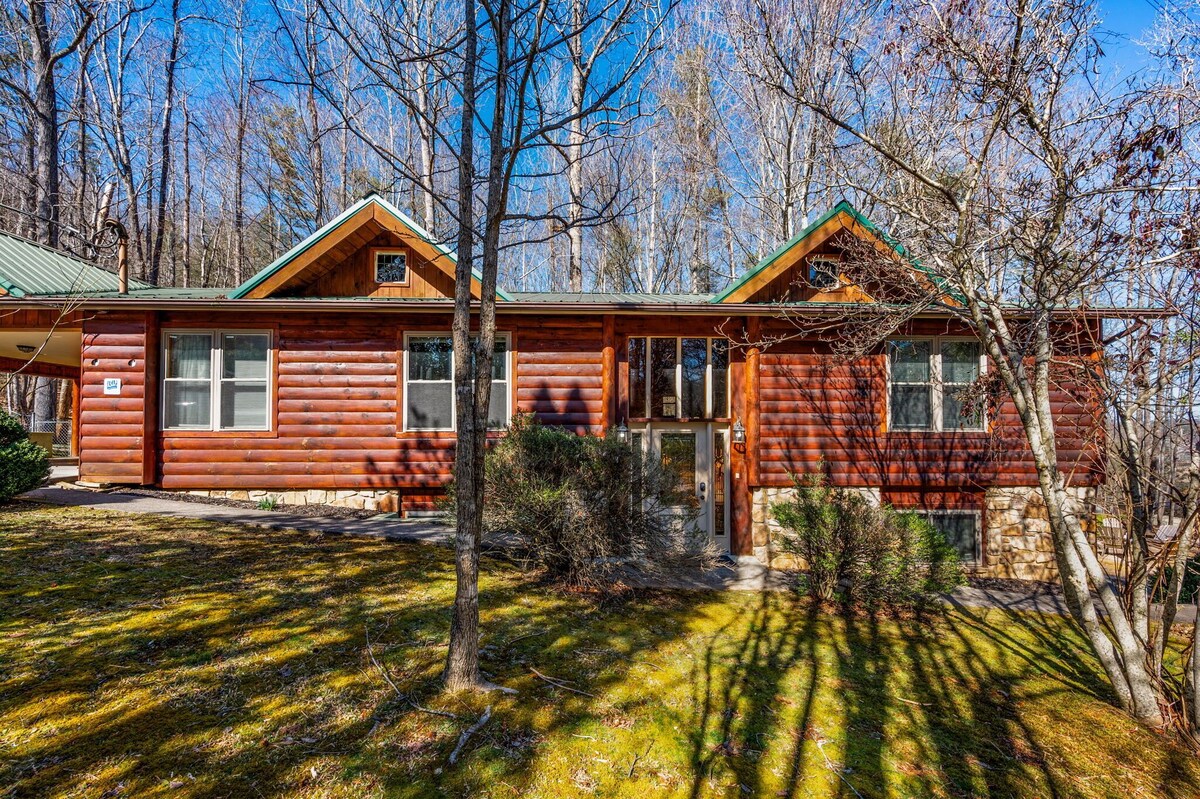 Photo 78 of Homespun Hospitality, Pet-Friendly, Fenced in Backyard, Walk to Downtown