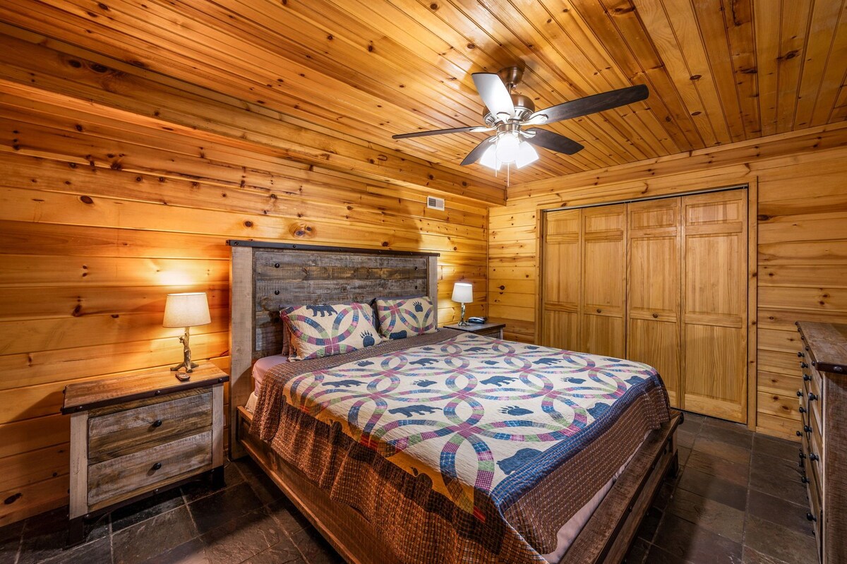 Photo 98 of Homespun Hospitality, Pet-Friendly, Fenced in Backyard, Walk to Downtown