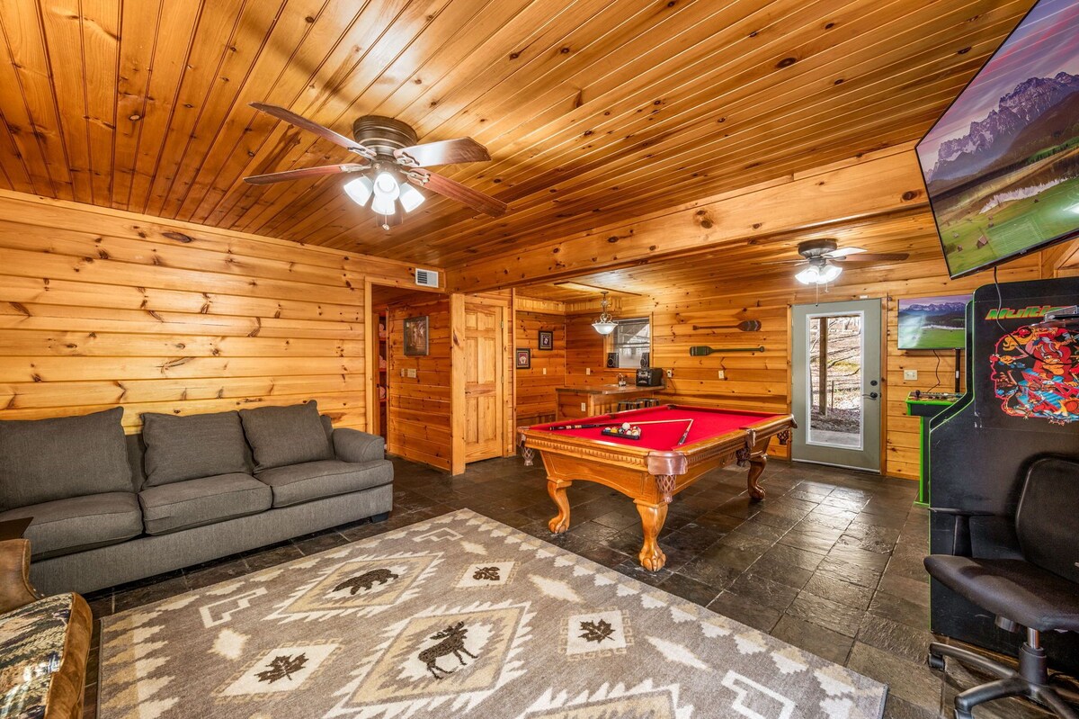 Photo 107 of Homespun Hospitality, Pet-Friendly, Fenced in Backyard, Walk to Downtown