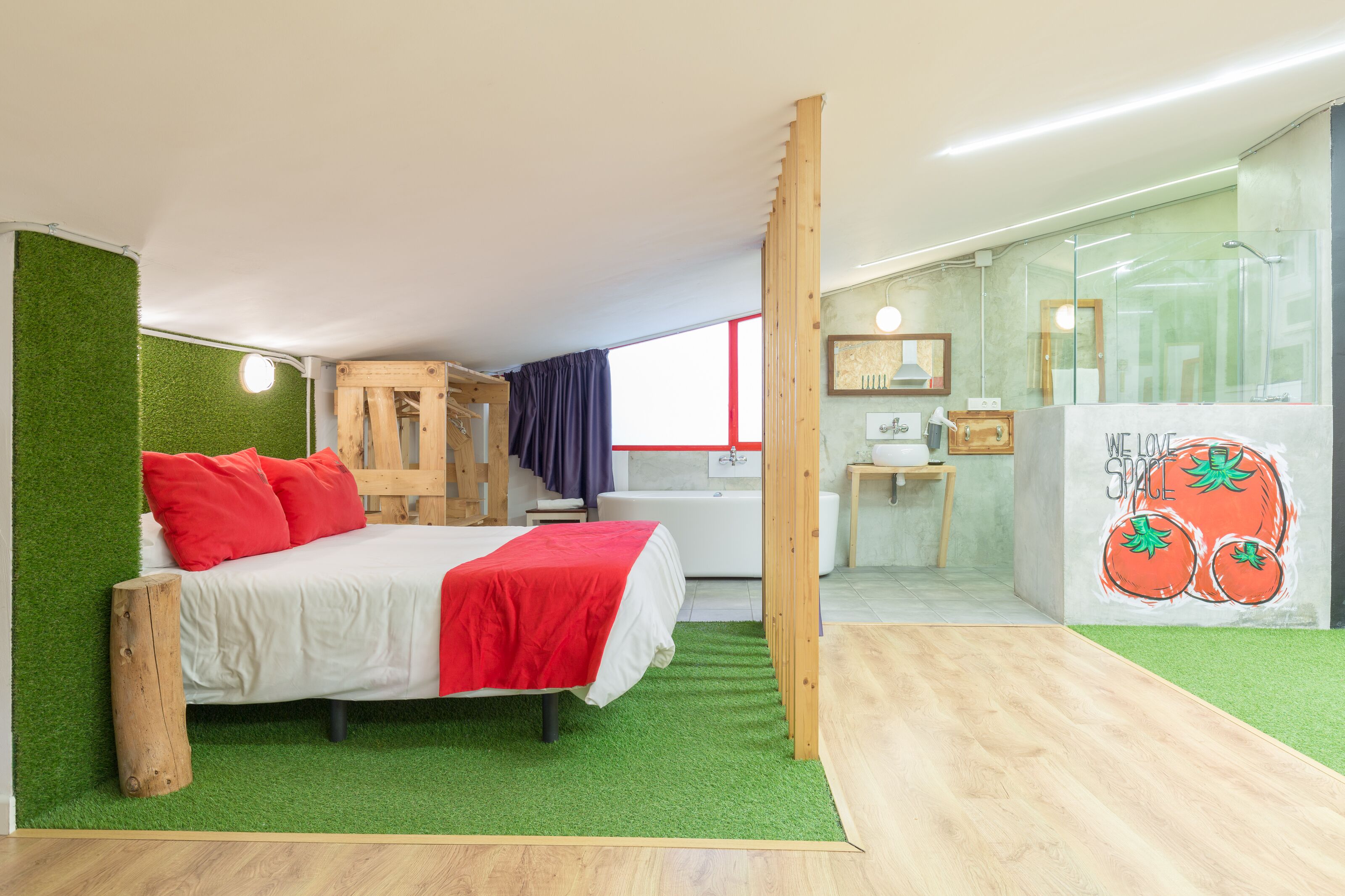 loft, terrace (penthouse) | 1 bedroom, desk, blackout curtains, soundproofing