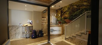 Zendoira - Hostel
