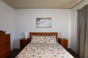 2 bedrooms, iron/ironing board