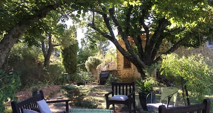 Loft in a lovely farm-house on the Mont-Ventoux's country side