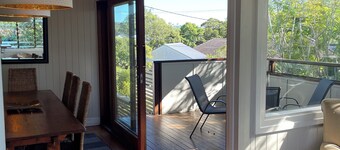 Lone Pine Lodge - great for business, family, pets