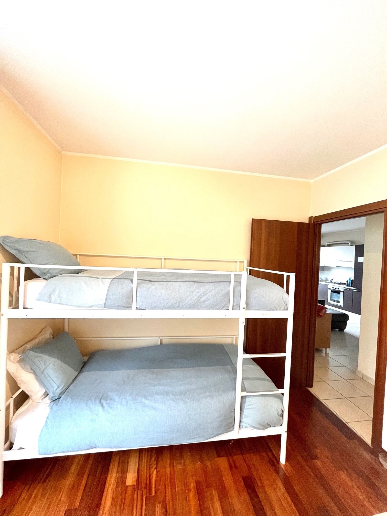 Ideally located Apartment with Private Pool 