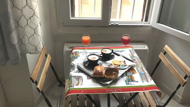 تناول الطعام