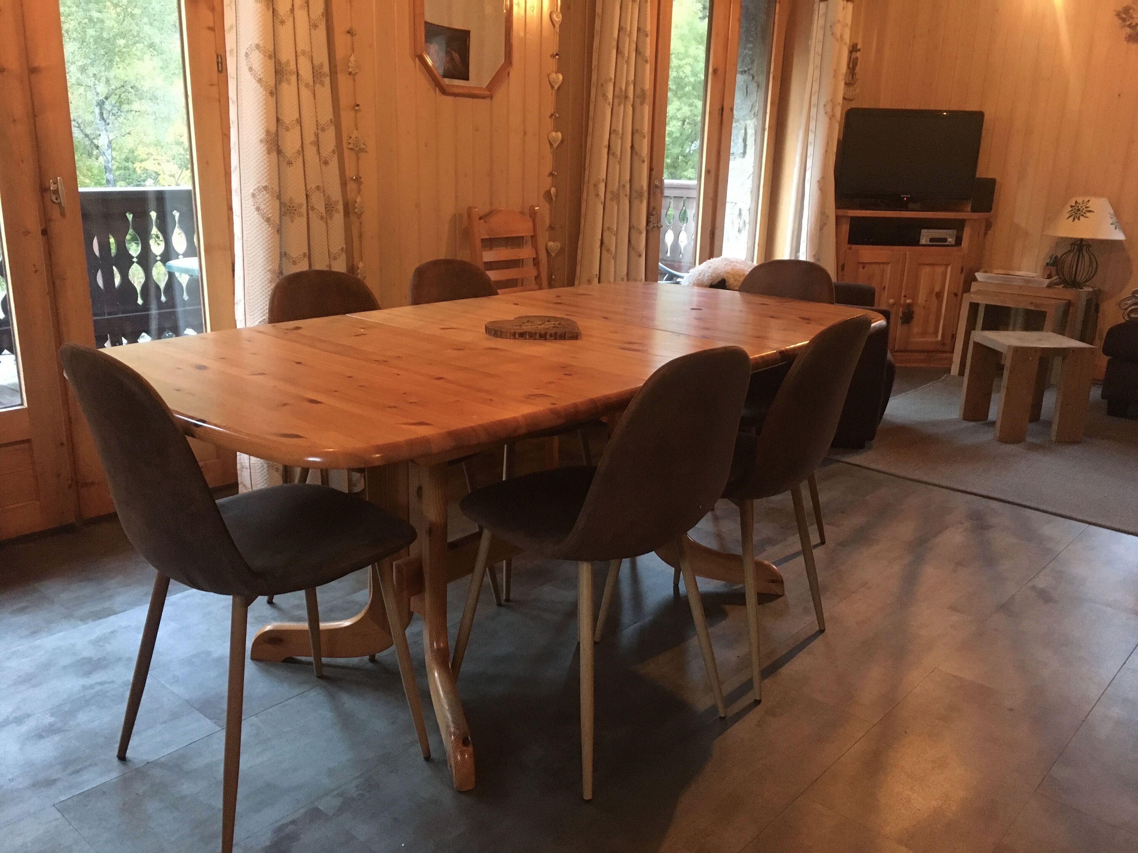 Chalet in Champagny-en-Vanoise, skiing domain of La Plagne, Terrace, Parking