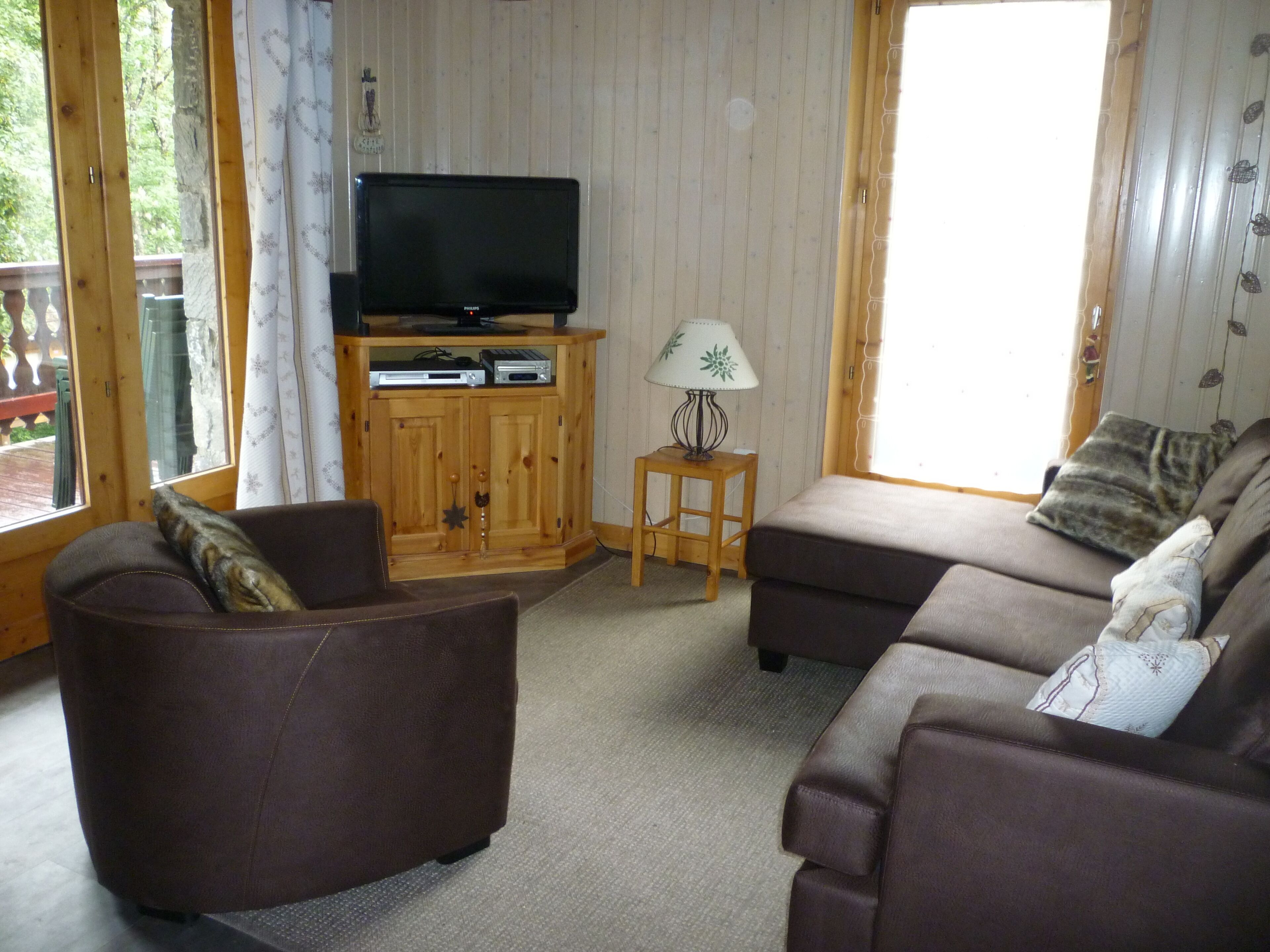 Chalet in Champagny-en-Vanoise, skiing domain of La Plagne, Terrace, Parking