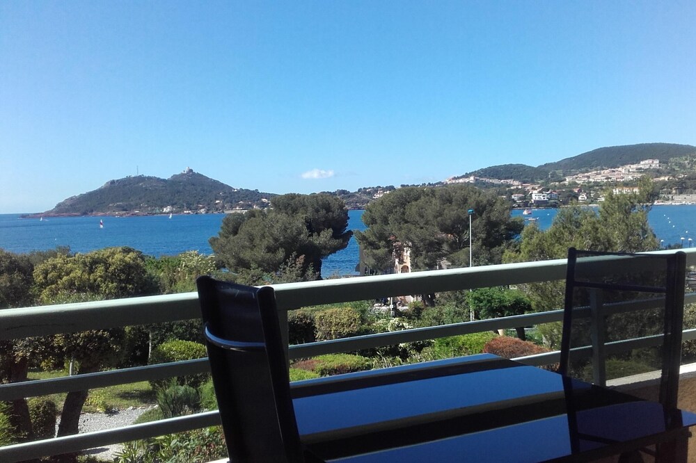 Studio 2/4 People - Very nice SEA VIEW