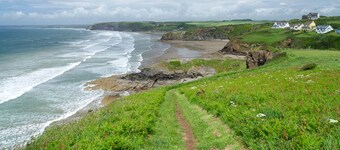 Pet Friendly Traditional Pembrokeshire Farmhouse, close to Solva and coast.