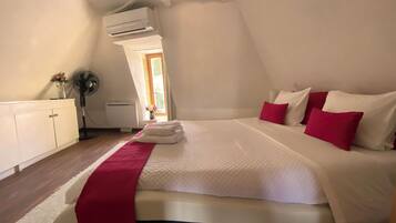 1 bedroom, desk, iron/ironing board, free WiFi