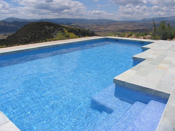 Alberca al aire libre