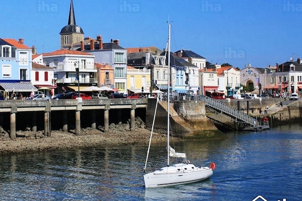 Le port de La Chaume, quartier historique des pêcheurs des Sables