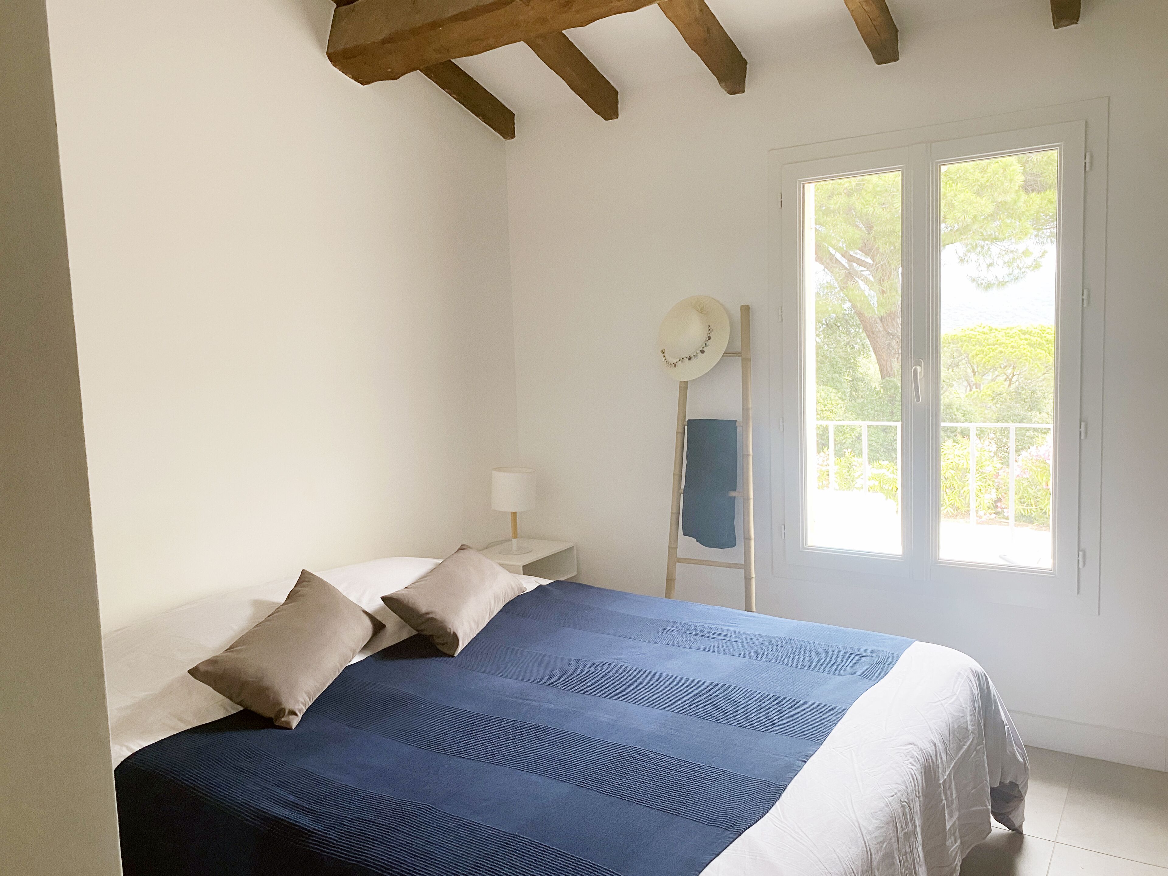 Contemporary charming villa with swimming pool