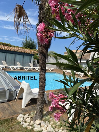 VILLA 250 m² with swimming pool near the Cap d'Agde