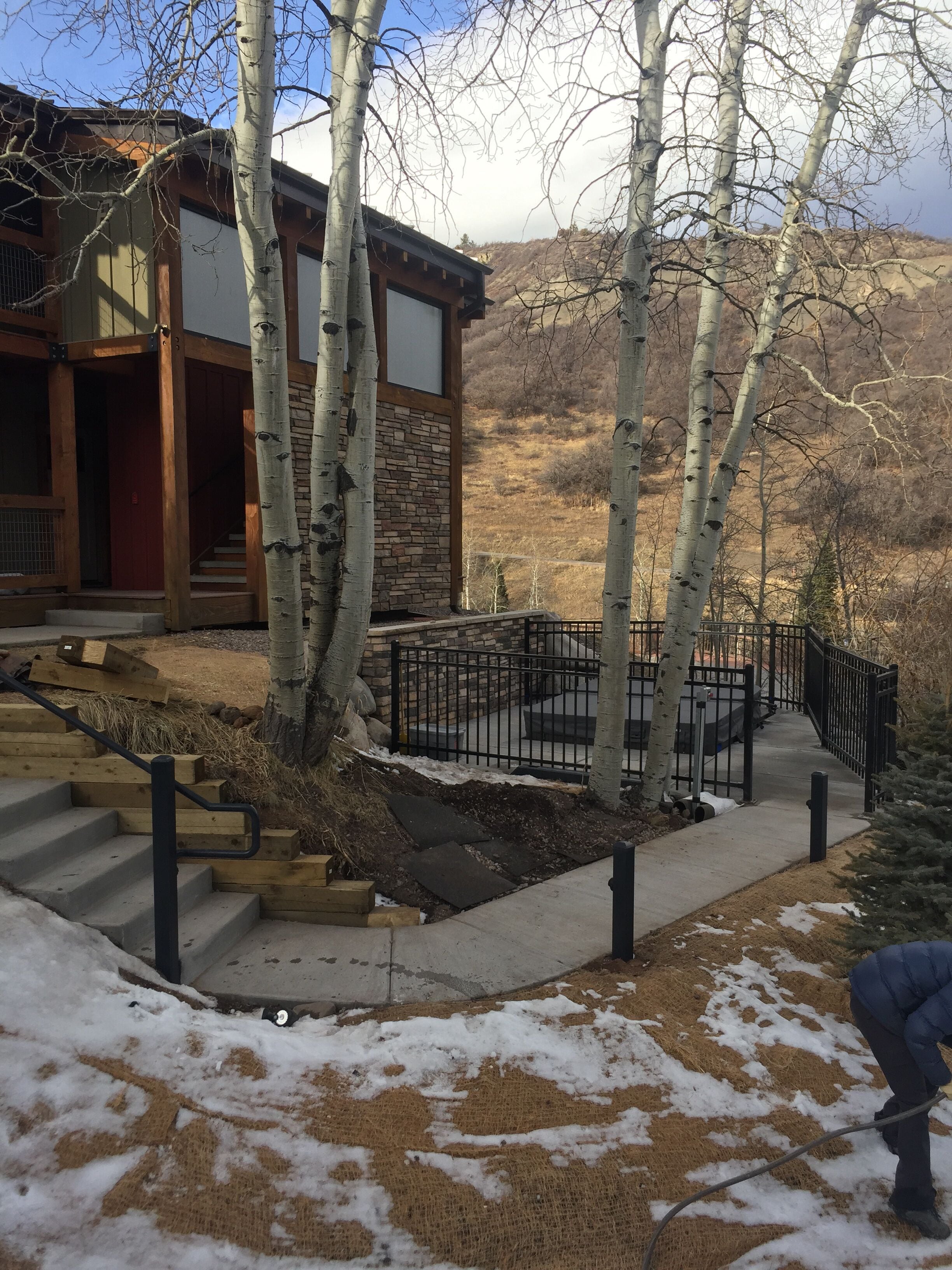 Rare 2 plus Bonus Room No Sleeping in the Living Room Steps to Fanny Hill 