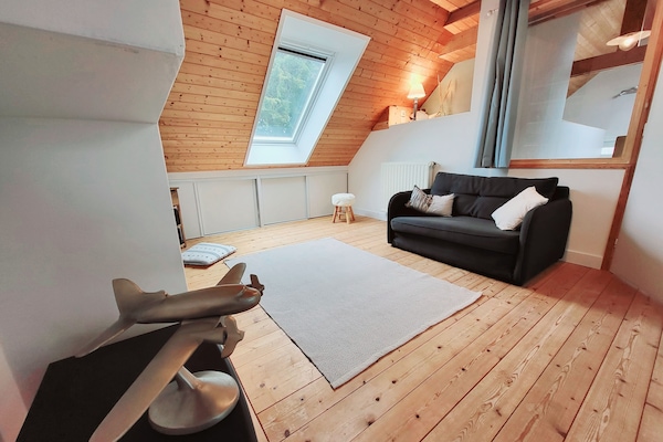 Petit salon dans le prolongement de la 6e chambre.