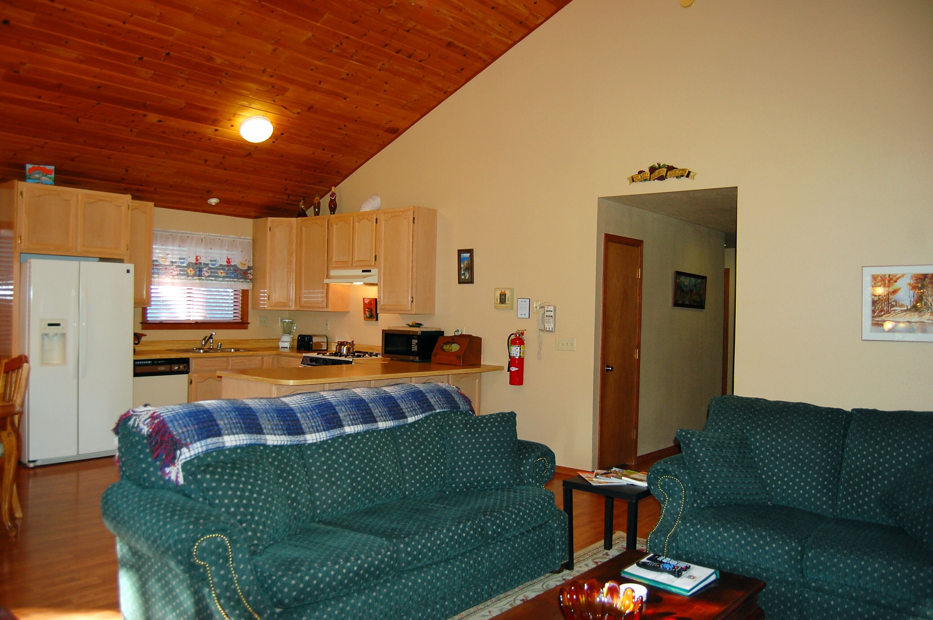 (5N) Edmond's Place at The Redwoods In Yosemite