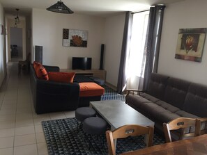 Televisión y estéreo 