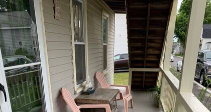 3 Bdr Vacation Rental - Walk To The Beach