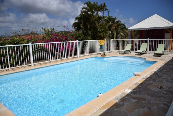 Piscine extérieure