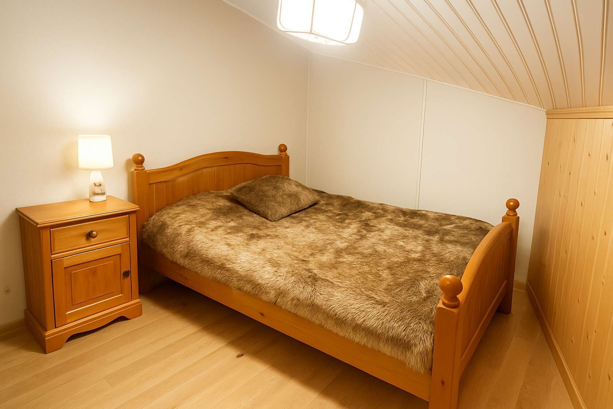 1 dormitorio, sistema de insonorización, wifi y ropa de cama