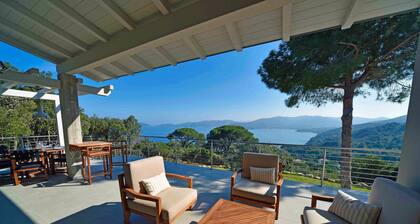 Brand new design villa with sea view