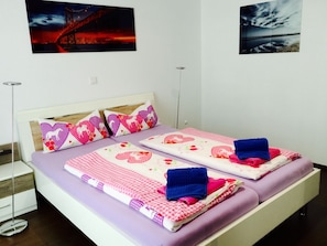 4 chambres, accès au Wi-Fi (inclus)