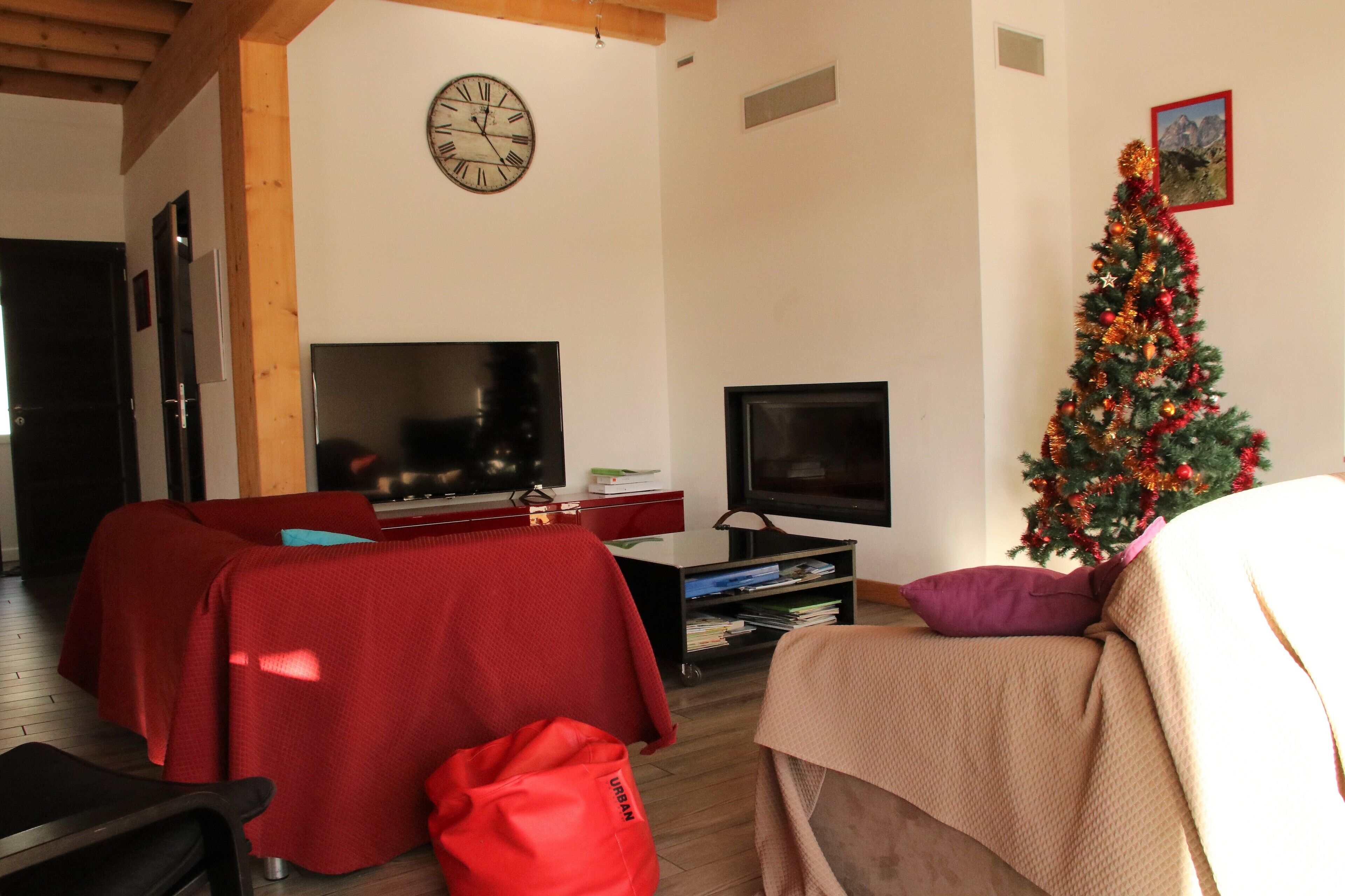 GREAT VILLA EMBRUN / THE ORRES