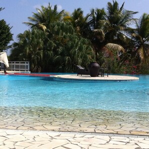 Outdoor pool - Dream apartment rocked by the trade winds  (SAINT FRANCOIS)