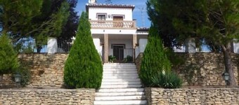 Casa Rural Los Morales, private pool, free WiFi, BBQ, 5km from Ronda.