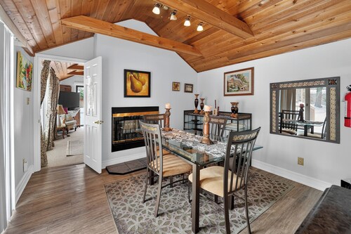 💖Huge #1 Location, Golf course, skyline Toronto, Lake, Main St, a short walk😊