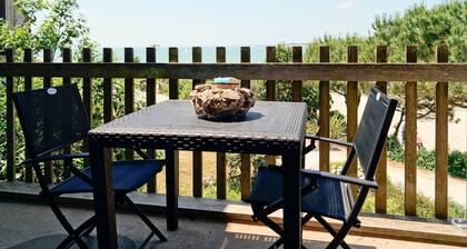 35 mÂČ apartment with balcony and sea view!