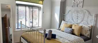 Eskdaill Place - Kettering Apartment