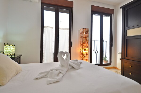 3 間睡房、熨斗/熨衫板、免費 Wi-Fi、床單