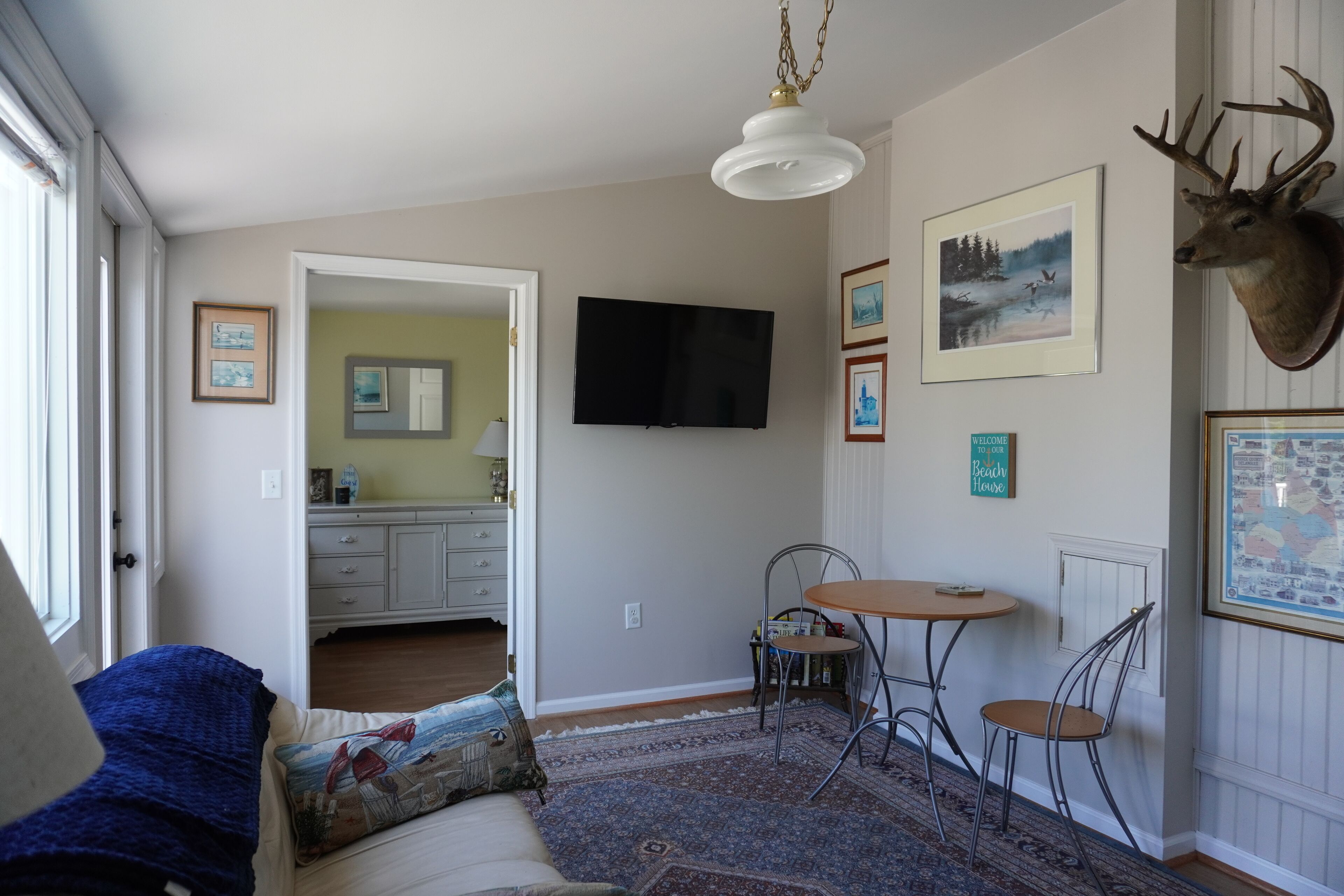 Slaughter Beach Living - Pet friendly & Handicap Accessible
