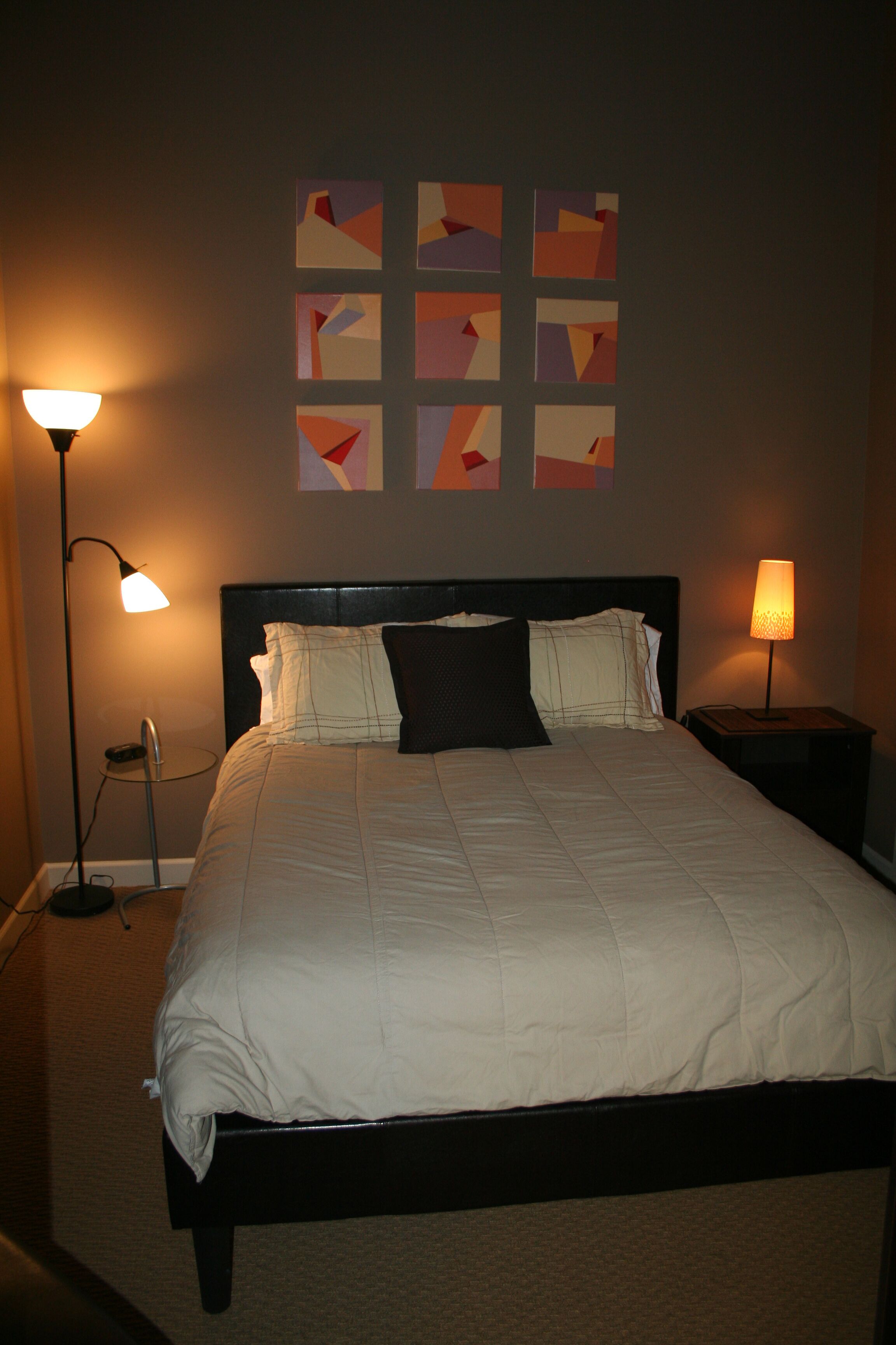 Chesapeake Lofts! One of the ONLY 1 BR/2BA, with a HUGE Living Space!