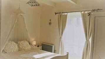 2 Schlafzimmer, Bügeleisen/Bügelbrett, WLAN