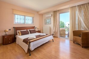 5 dormitorios, escritorio, sistema de insonorización